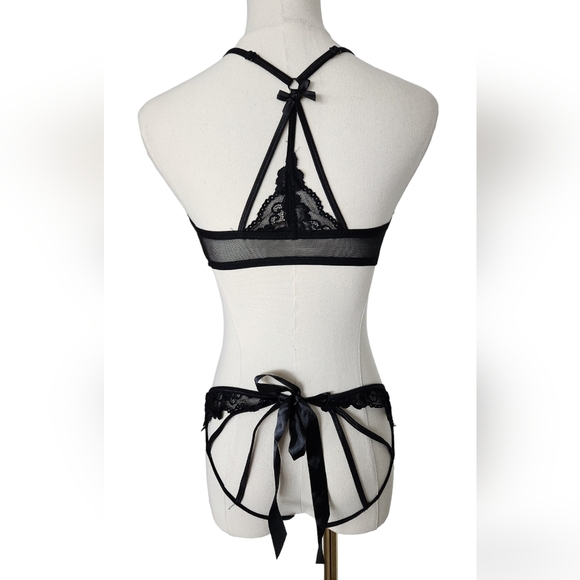 NWOT Oh La La Cheri 3 Peice Bra Panty and Blindfold - Picture 2 of 10